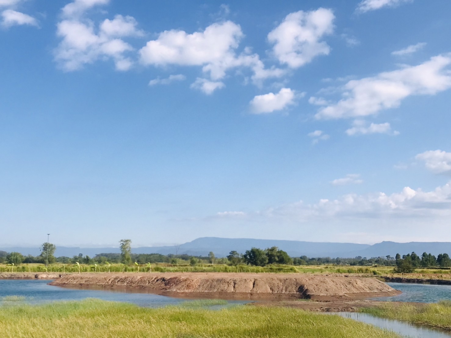 🍃 ความสุขแบบพอเพียง... เริ่มได้ที่นี่ ที่ดิน 2 ไร่ เหมาะทำสวนเกษตร อ.ปากพลี จ.นครนายก