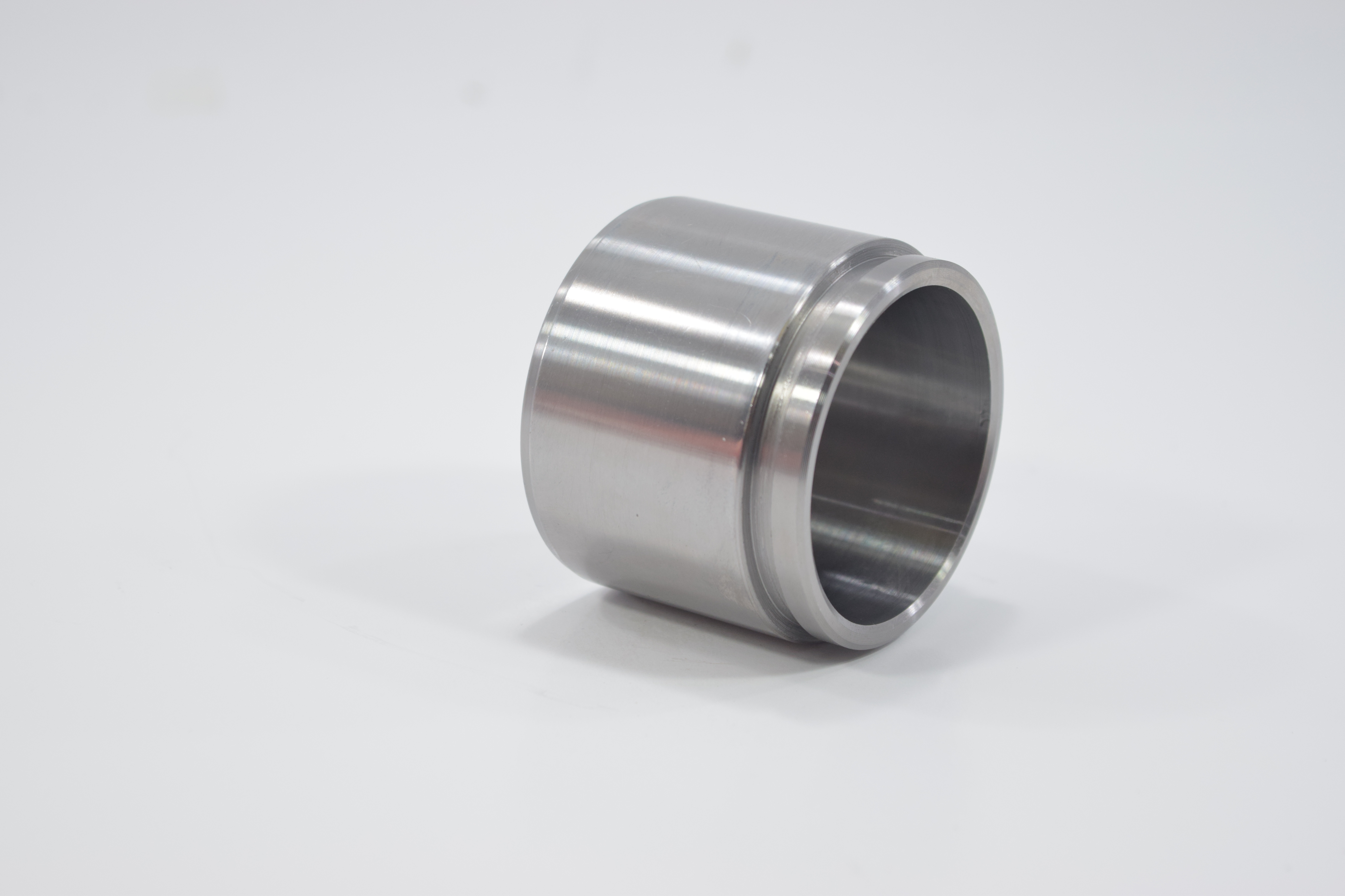 ลูกสูบดิสเบรค TOYOTA MS 132 ( CROWN ' 87-91 ) โตโยต้า 3PD-2580 / 47731 - 35020 ขนาดวงนอก 60.50 / สูง 48.00 (จำนวน 1 ชิ้น) (CALIPER PISTON)