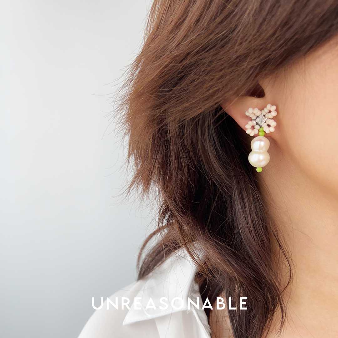 ต่างหู มุกแท้ สีเบจ ต่างหูคลิป ต่างหูก้านเงินแท้ UA0811-03 Unreasonable Accessories