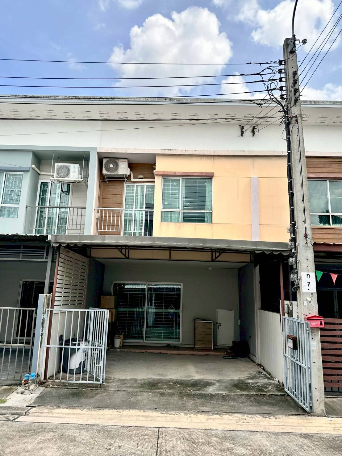 ขายด่วนทาวน์เฮ้าส์ วิลเลตไลท์ พัฒนาการ 38 ใกล้ APL หัวหมาก (N.1779)