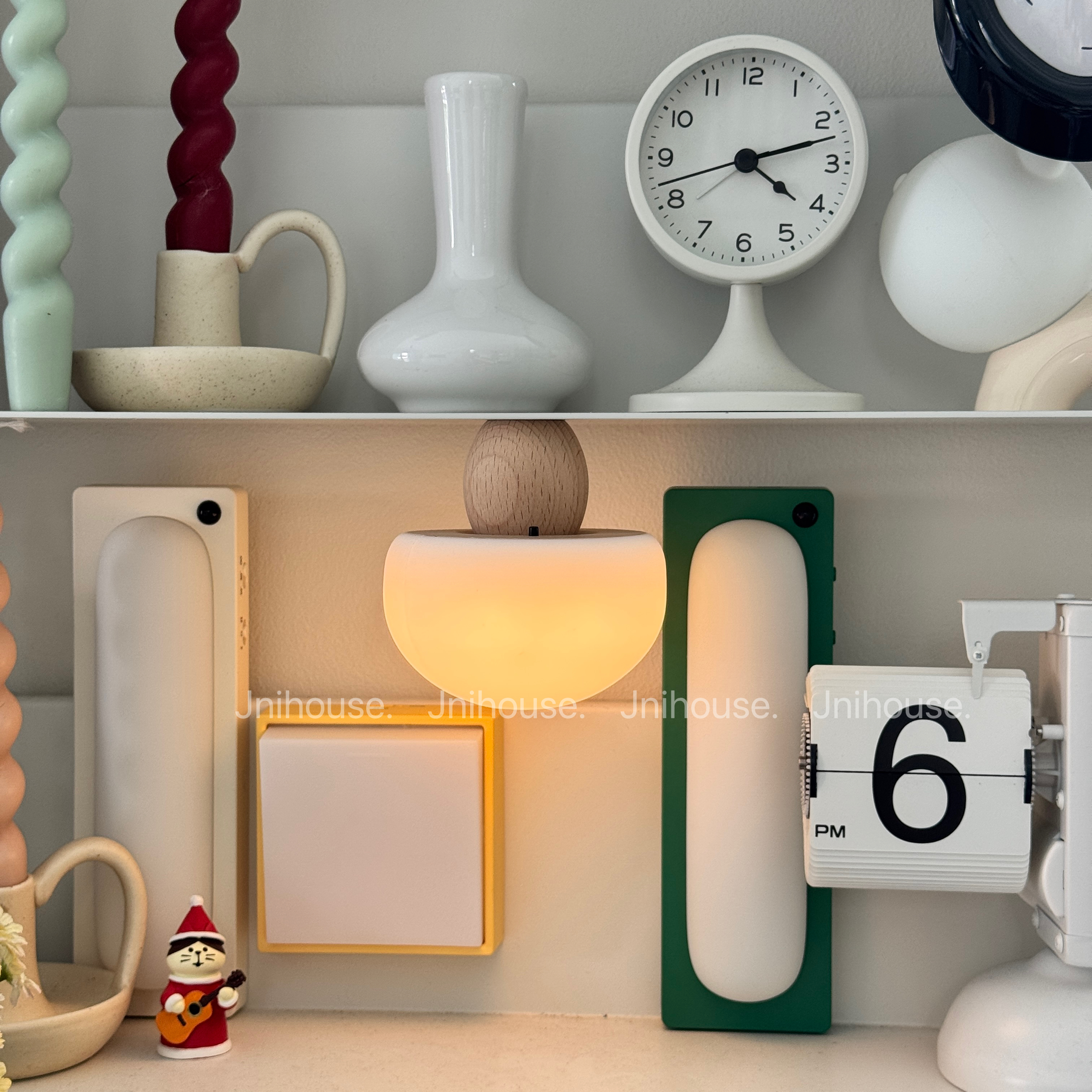 [พร้อมส่ง] Jnihouse : โคมไฟเห็ดนุ่มด้ามไม้แสงวอร์ม (Mushroom Lamp)