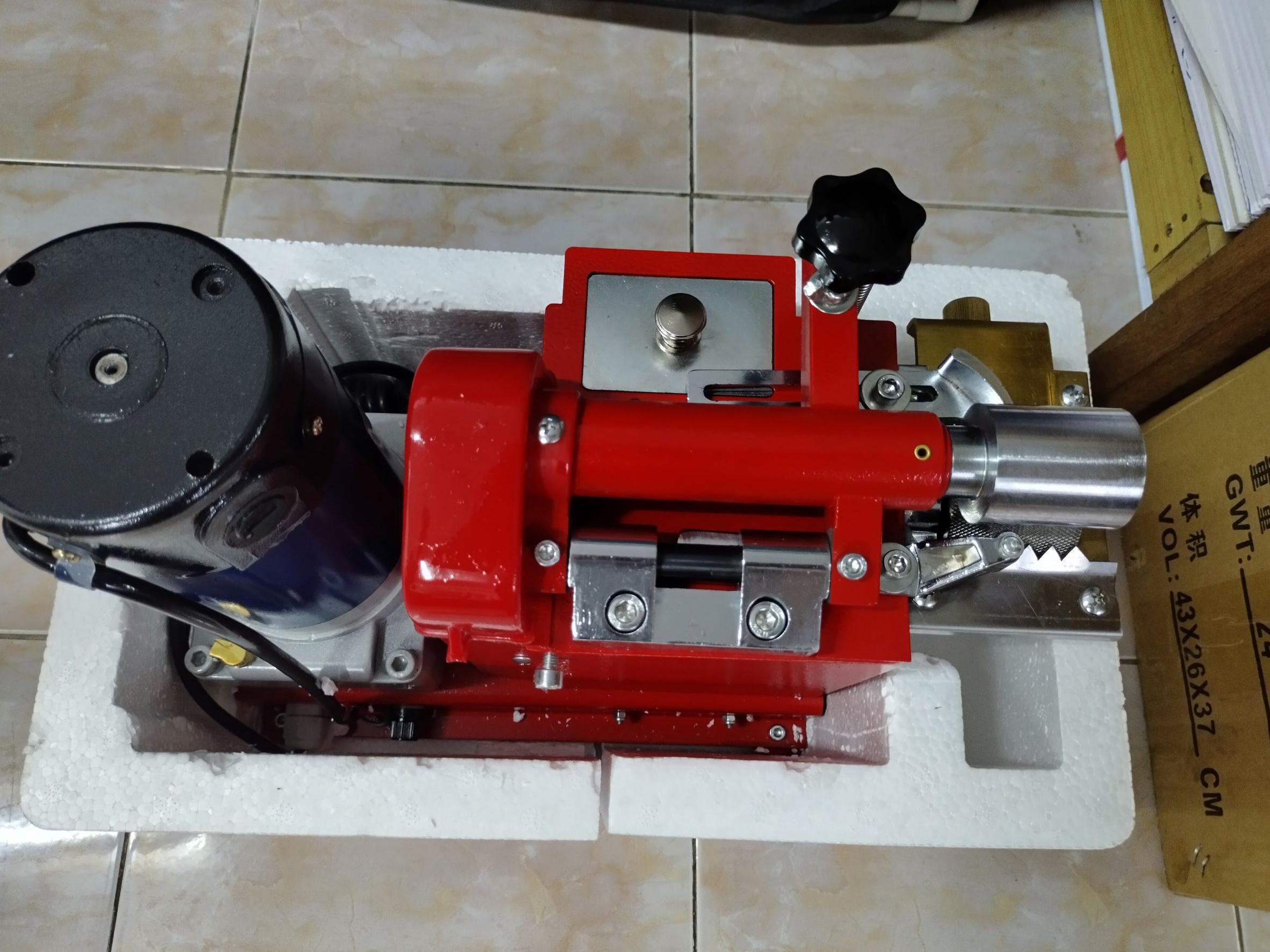 เครื่องทากาวปีกกล่อง ทากาวรองเท้า ทากาวหนัง ทาเฉพาะส่วน Glue machine Glue the leather ขนาด 4.5ซม.