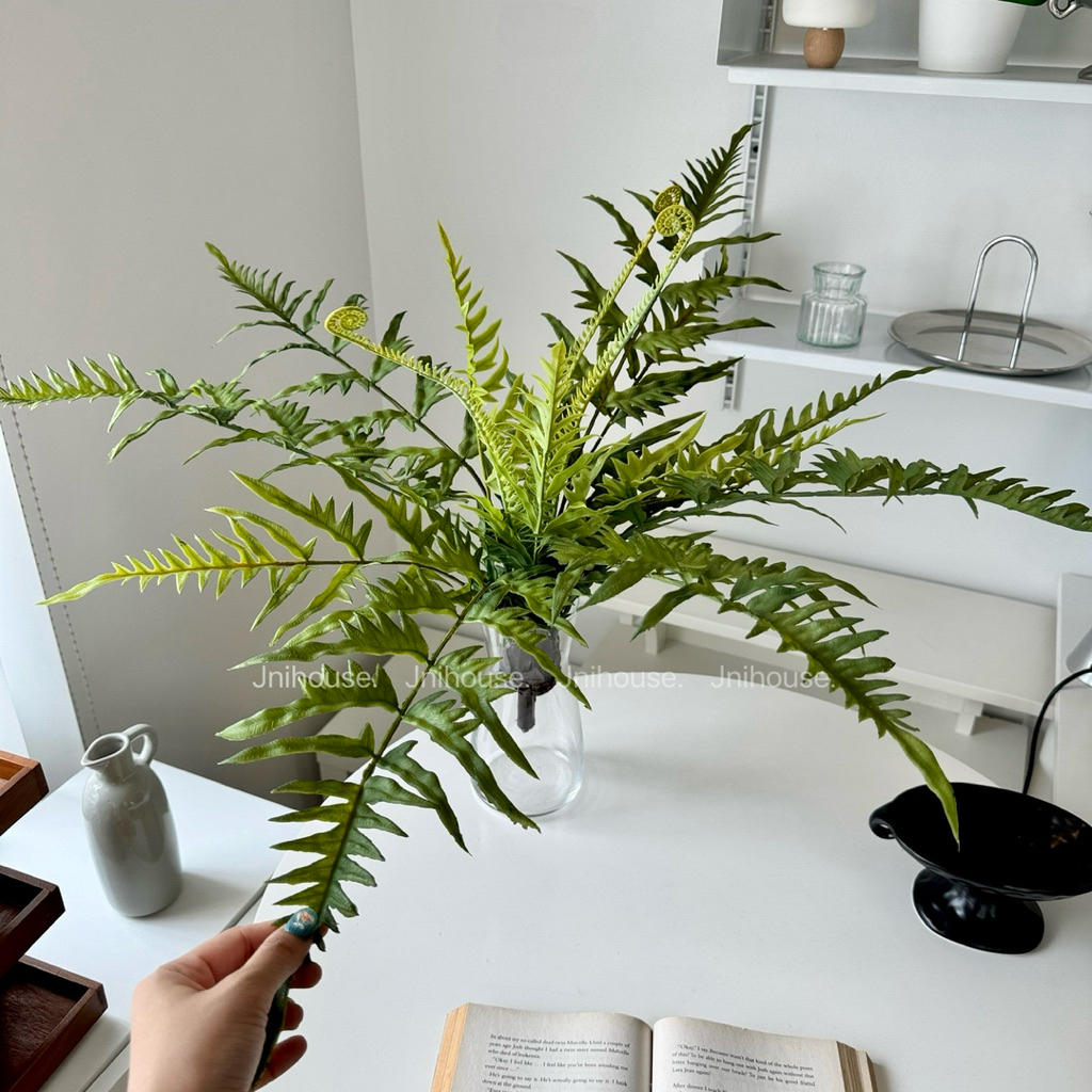 [พร้อมส่ง] Jnihouse : กิ่งเฟิร์นประดิษฐ์ (มีหน่อ)
