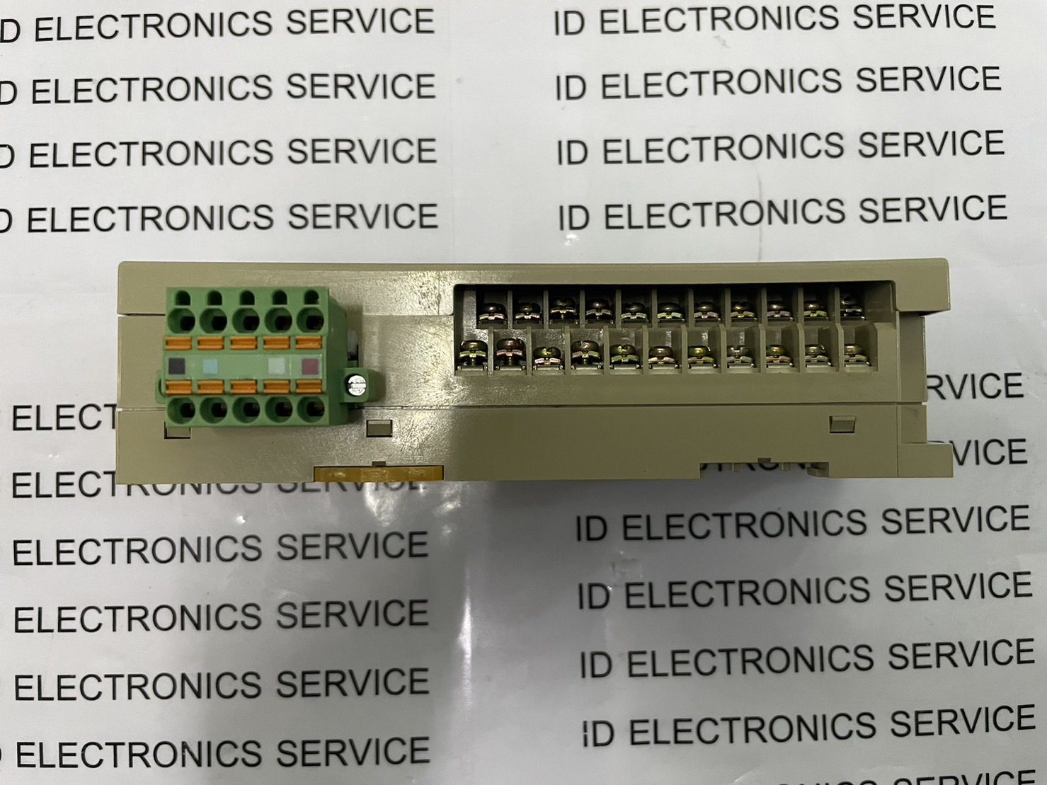 PLC " OMRON " MODEL : DRT1-ID16-1