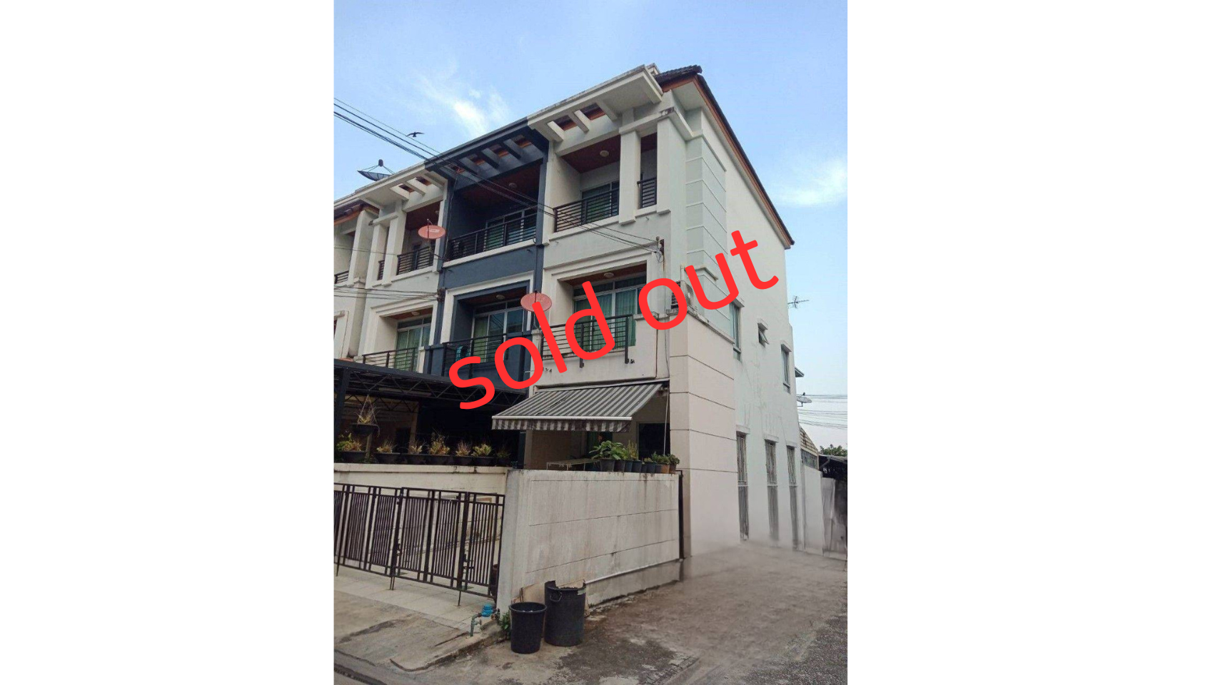 ขายบ้านกลางเมือง กรุงเทพกรีฑา 7 (N.579)