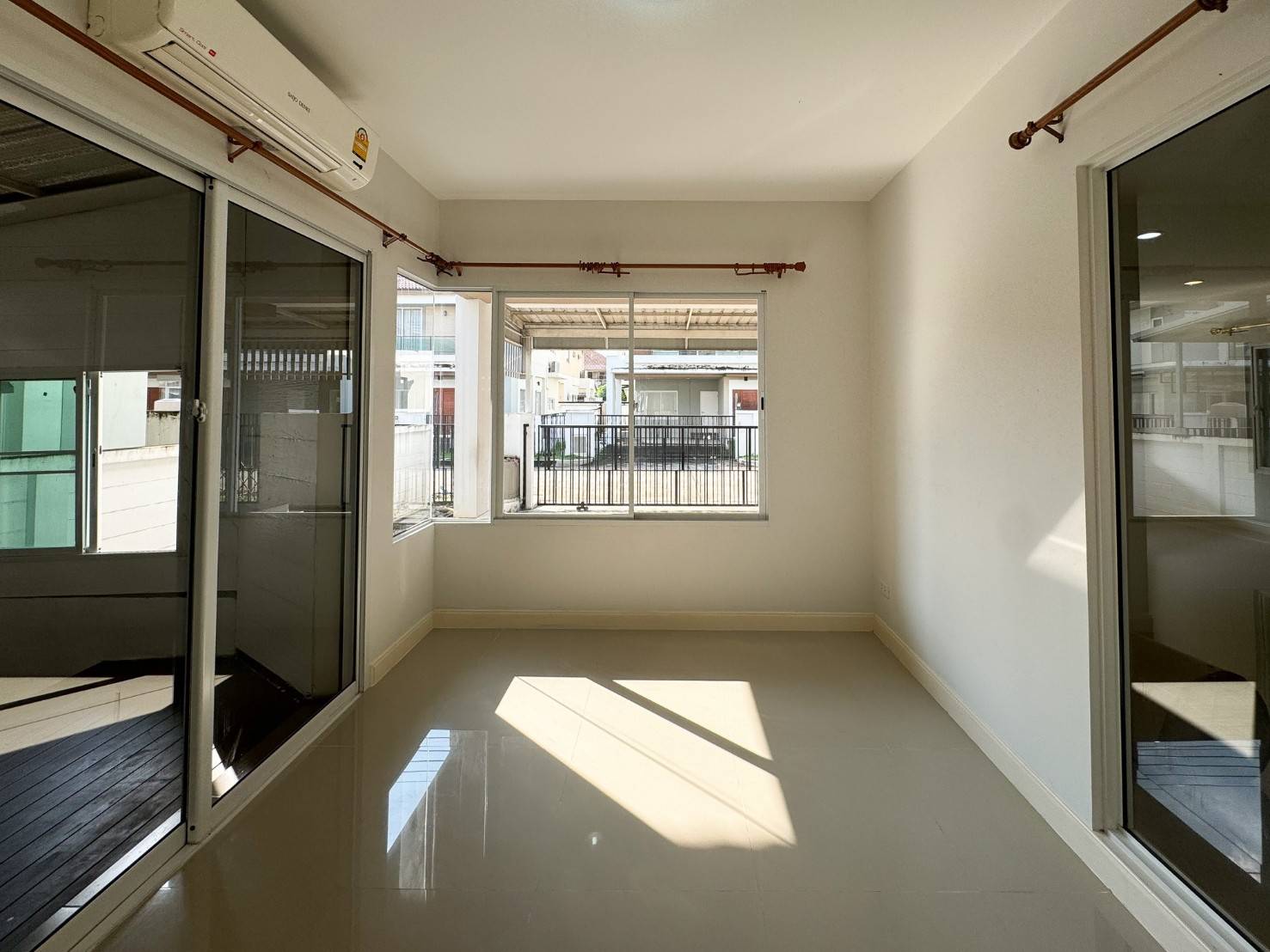 ขายบ้านเดี่ยว2ชั้นหมู่บ้านพาร์คเวย์แอทอีซรามคำแหง 190/1 (N.1525)