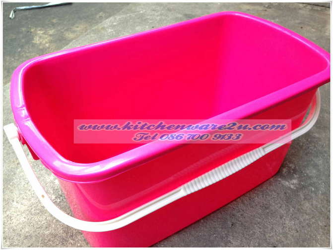 P04689 ถังน้ำซูเคอร์ ถูบ้าน 18 ลิตร (กว้าง 25* ยาว 45* สูง 23 cm) เกรดเอ หนา สีสวย No.2055 ราคาส่งต่อ 12 ใบ:เฉลี่ย 130 บ/ใบ ขายส่งพลาสติกเกรดเอ