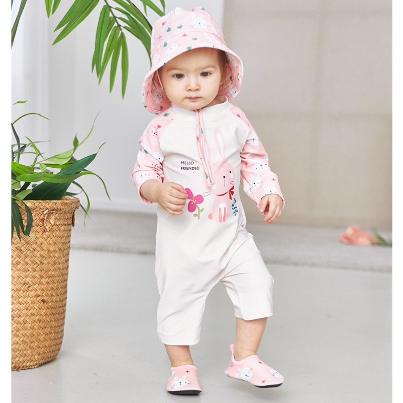 ชุดว่ายน้ำเด็กหญิง ชุดว่ายน้ำเด็กสีชมพู ชุดว่ายน้ำบอดี้สูท ลายกระต่ายน่ารัก พร้อมหมวกปีก กันยูวี งานส่งออก upf50+ งานดีมาก ผ้าหนา ชุดว่ายน้ำเด็กหญิงพร้อมส่ง