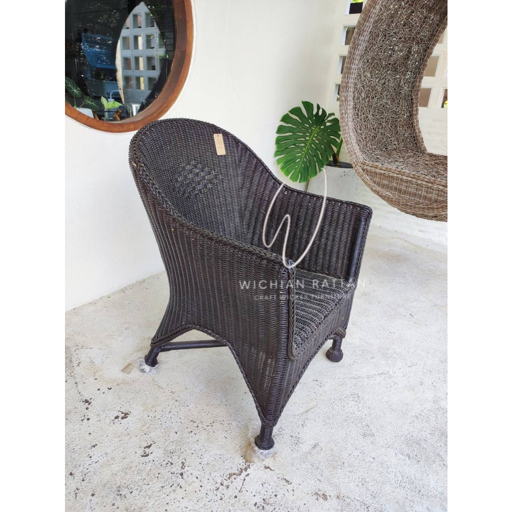 เก้าอี้หวายแท้ทำสีโอ๊คดำราคา sale ตัวโชว์สินค้าตามสภาพรูปถ่ายจากสินค้าจริง
