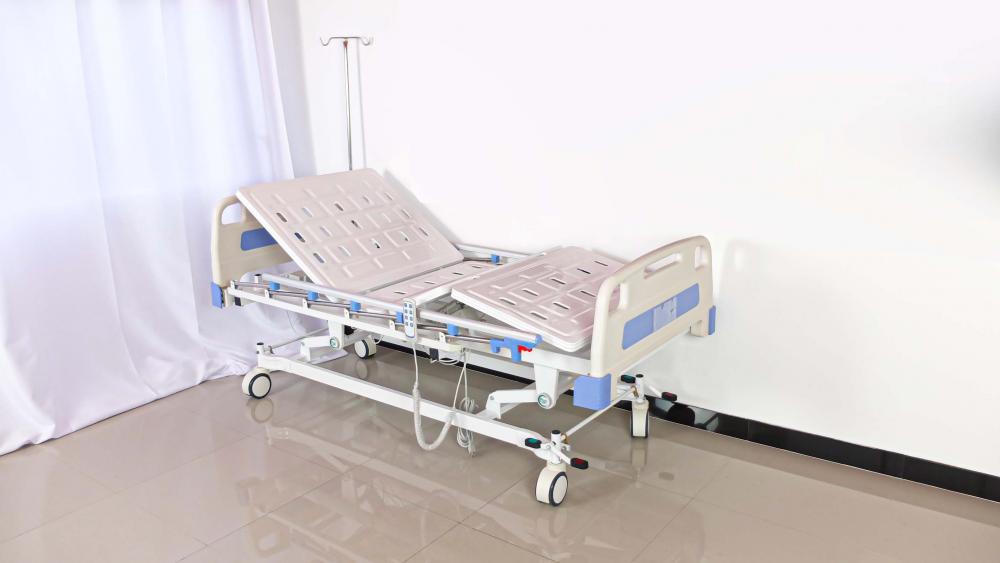 เตียงผู้ป่วยไฟฟ้า 3 ไกร์ ราวสไลด์ PISIT รุ่น SLD-A31-111 หัว-ท้าย ABS