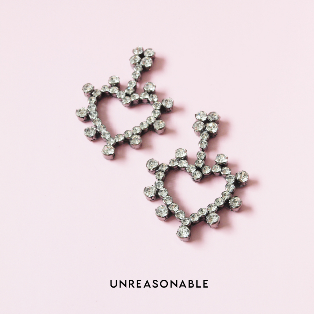 ต่างหูหัวใจ ต่างหูคลิป ต่างหูก้านเงินแท้ น้ำหนักเบา สวยใส่สบาย UA0855-01 Unreasonable Accessories