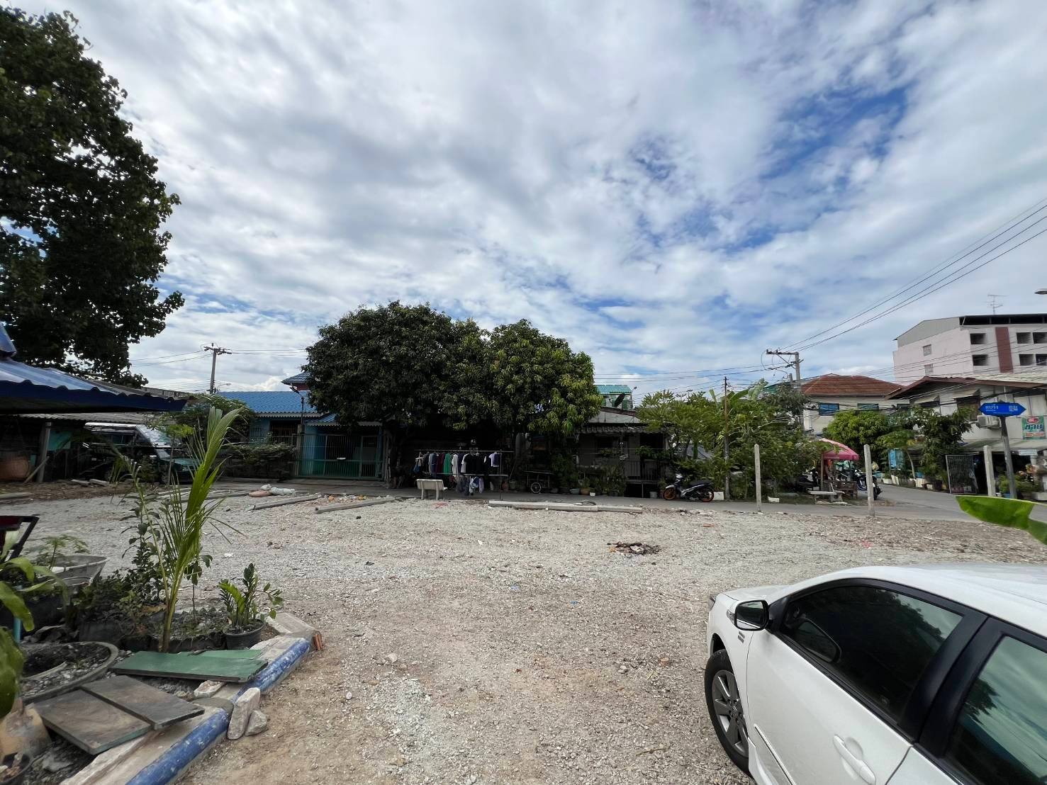 ขายที่ดินเปล่าถมแล้ว ขนาด 90ตร.วา ซอยแบริ่ง ใกล้ BTS แบริ่ง (N.1364)