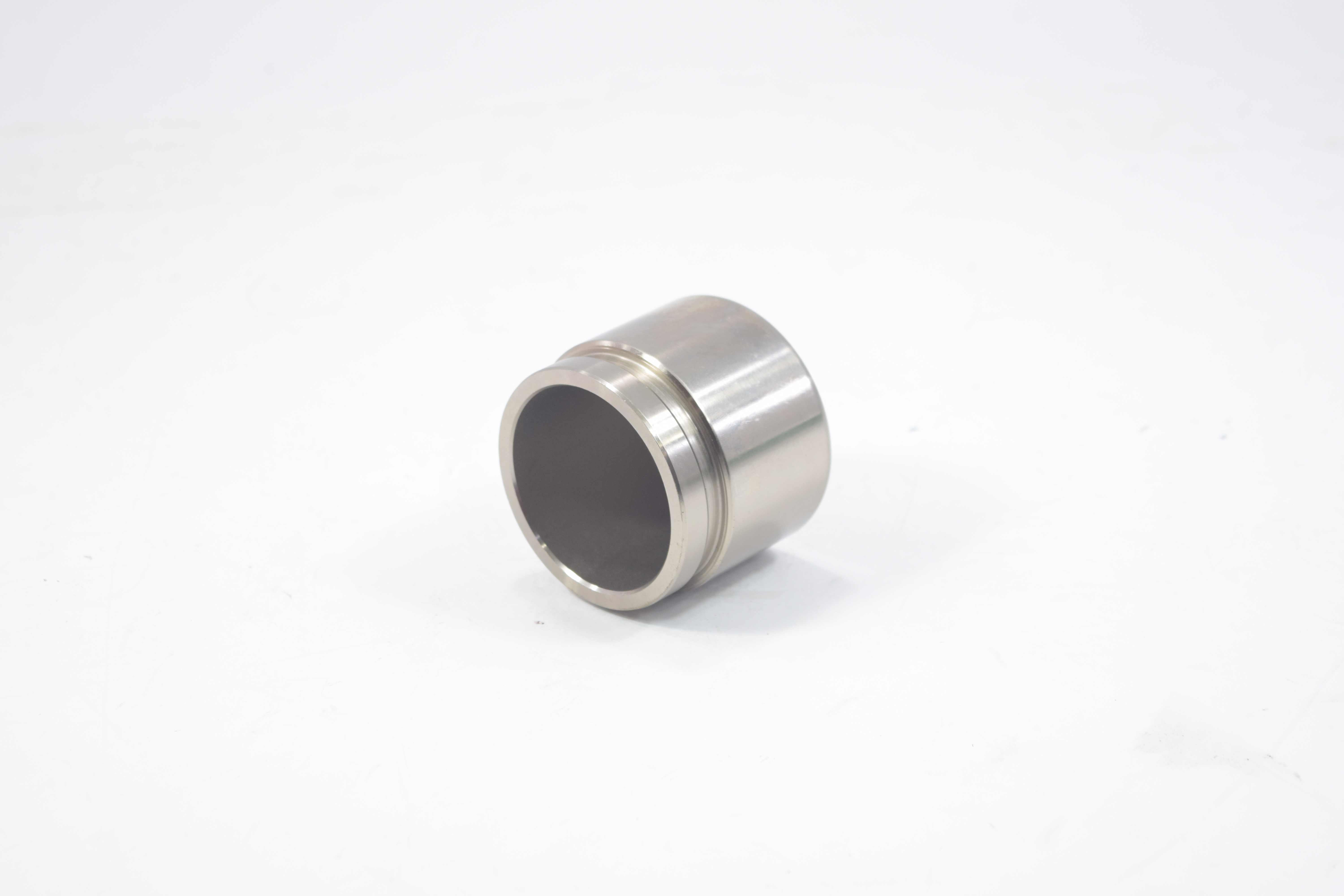 ลูกสูบดิสเบรค TOYOTA LN50 / MTX / โตโยต้า ฮีโร่ / ไมตี้เอ็ก / 3PD-2470 / 47731 - 40010 / ขนาดวงนอก 60.20 / สูง 48.00 (จำนวน 1 ชิ้น) (CALIPER PISTON)