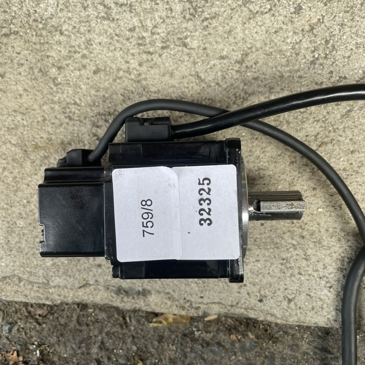 SERVO MOTOR " HARMO " MODEL : SGMAS-02AXA-DH13