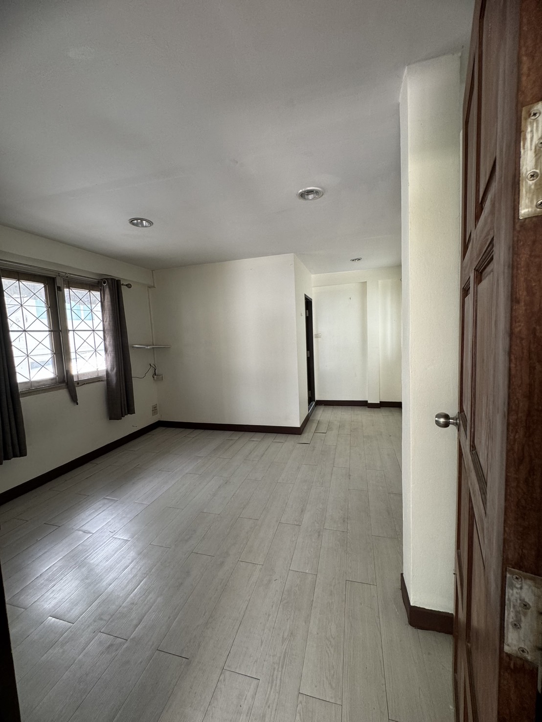 ขายบ้านเดี่ยวหมู่บ้านเมืองทองการ์เด้น พัฒนาการ 65 (N.1054)