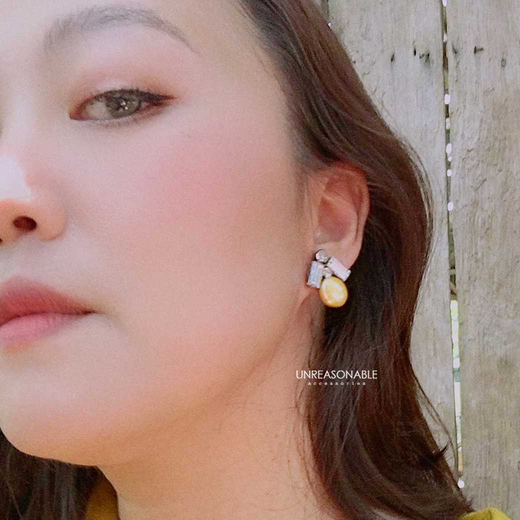 ต่างหู สีส้ม ต่างหูคลิป ต่างหูก้านเงินแท้ น้ำหนักเบา สวยใส่สบาย UA0678-01 Unreasonable Accessories