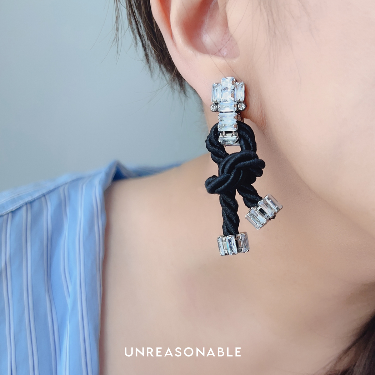 Knot earrings ต่างหูเชือก สีดำ ต่างหูคลิป ก้านเงินแท้ น้ำหนักเบา UA1003-01 Unreasonable Accessories