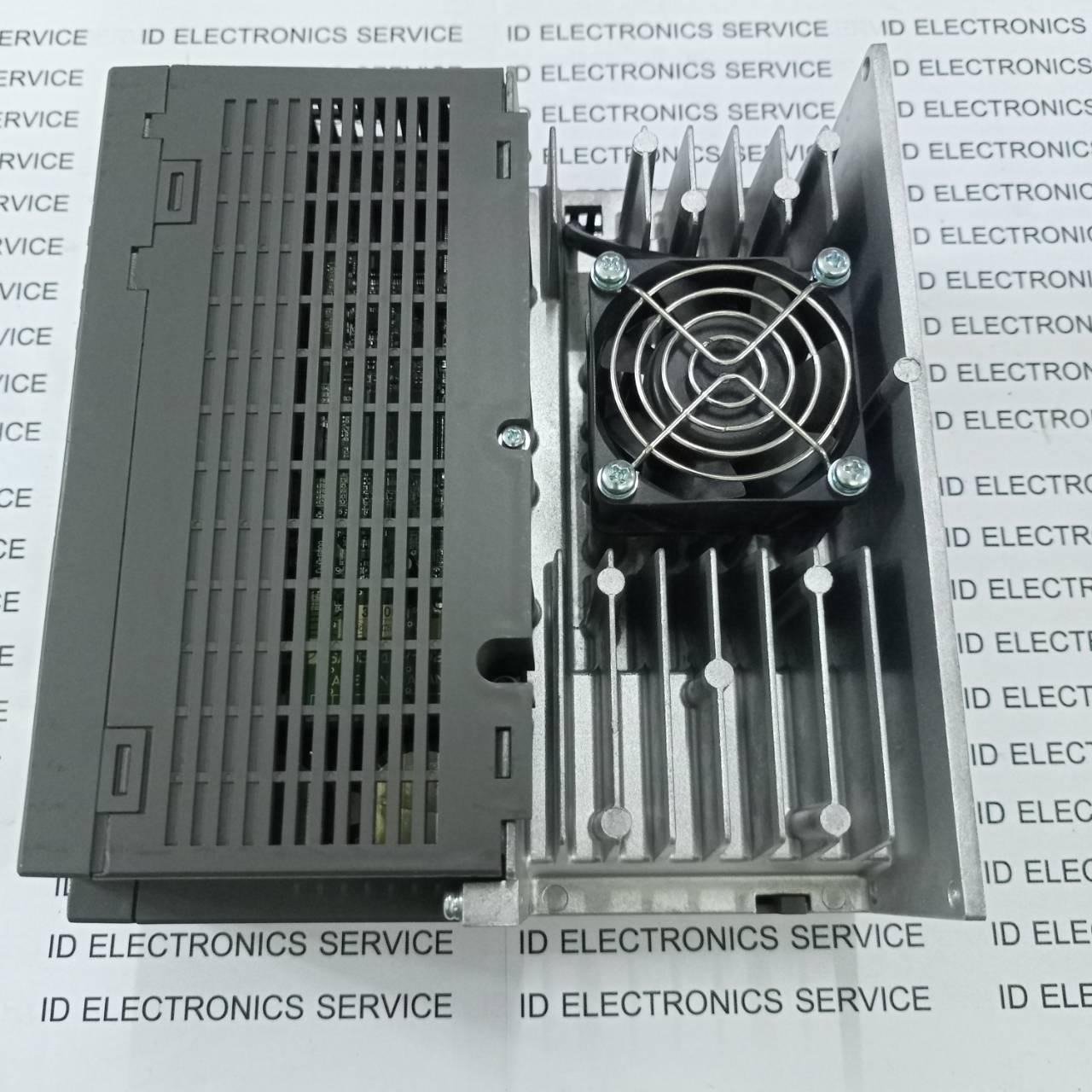 SERVO DRIVE " FUJI " MODEL : RYC182B3-VVT2