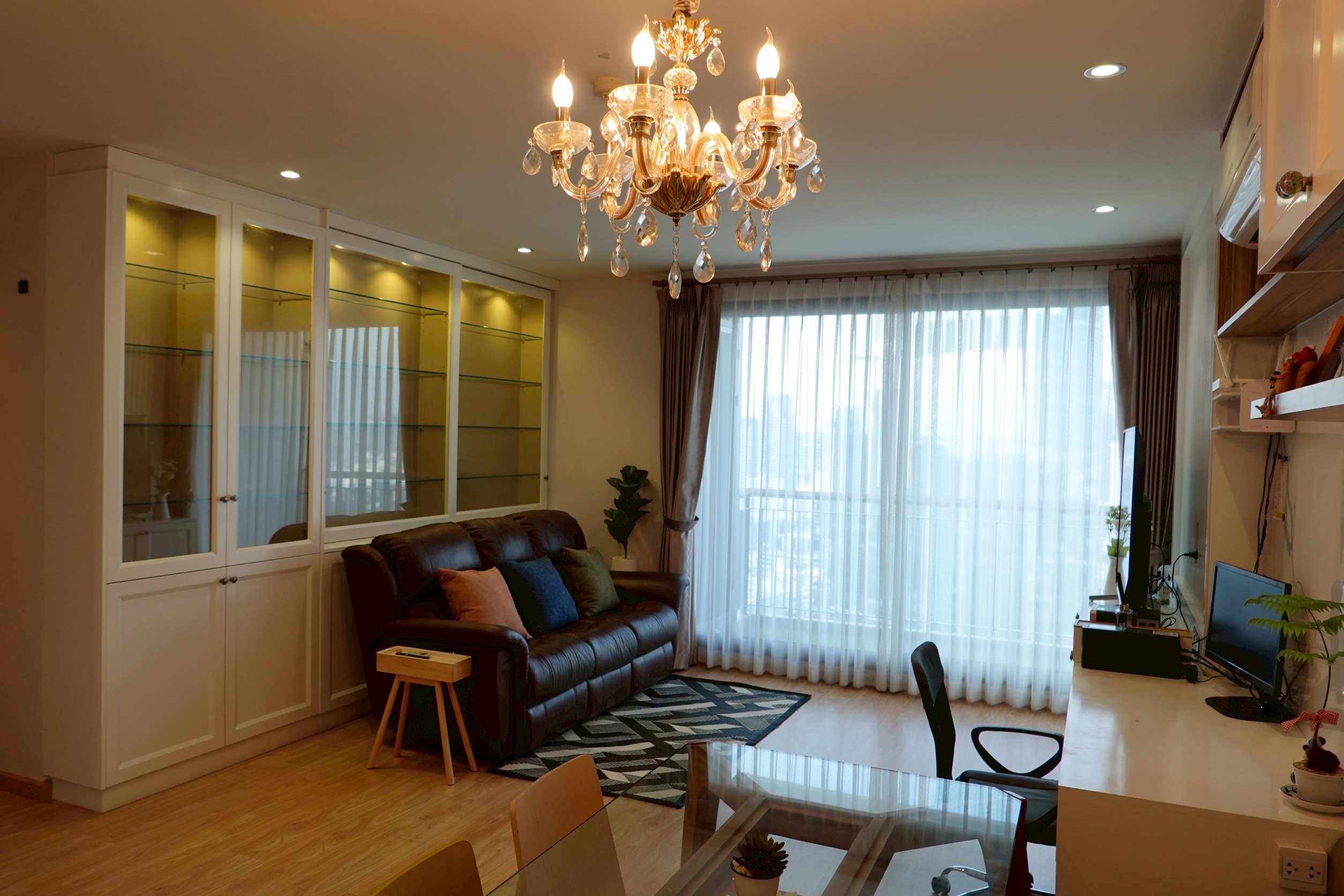ขายด่วนคอนโด Rhythm Sukhumvit 42 ชั้น 27 ห้องสวยพร้อมอยู่ (N.1774)