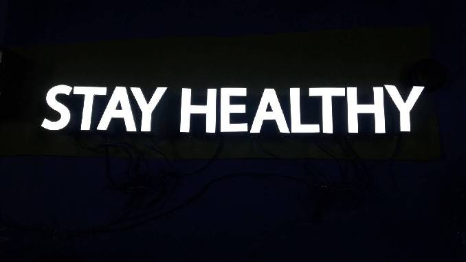 #ป้ายอักษรไฟออกหน้า