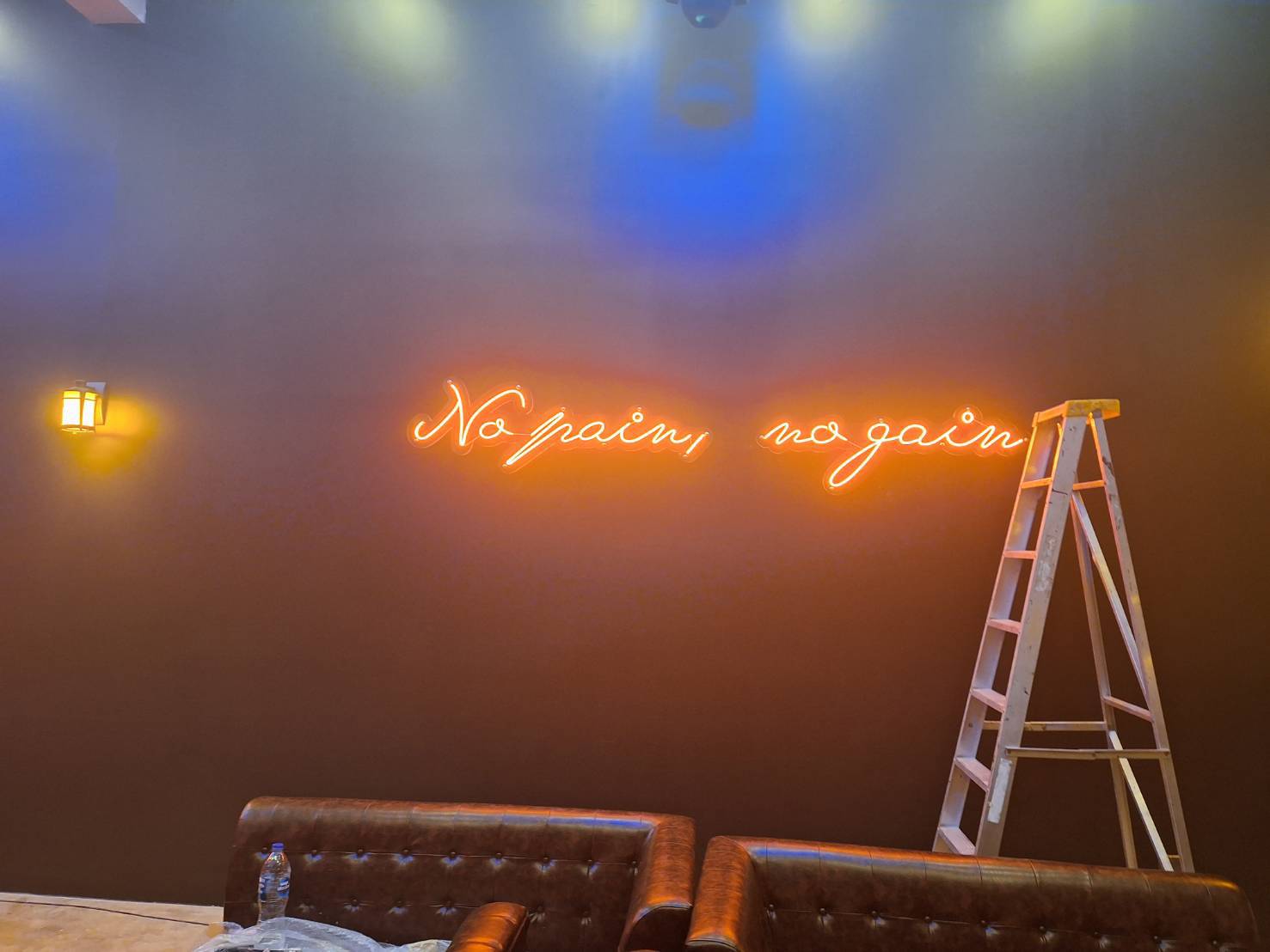 ป้ายไฟนีออนดัดledflex ป้ายไฟตกแต่งร้าน