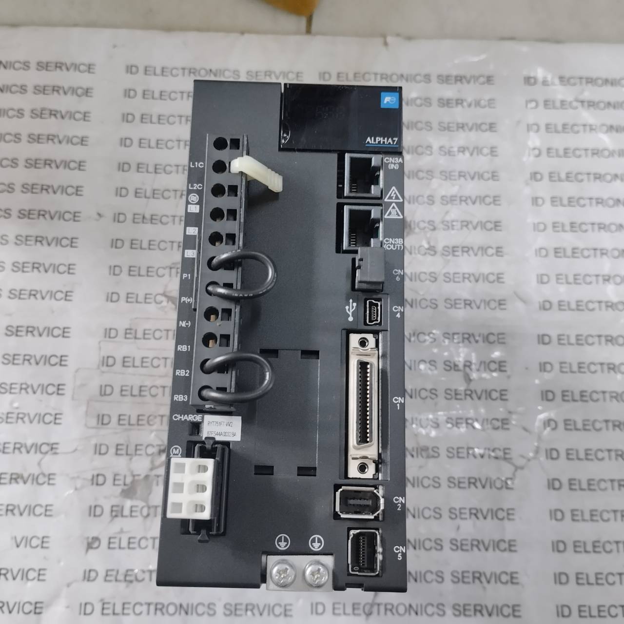 SERVO DRIVE " FUJI " MODEL : RYT751F7-VV2