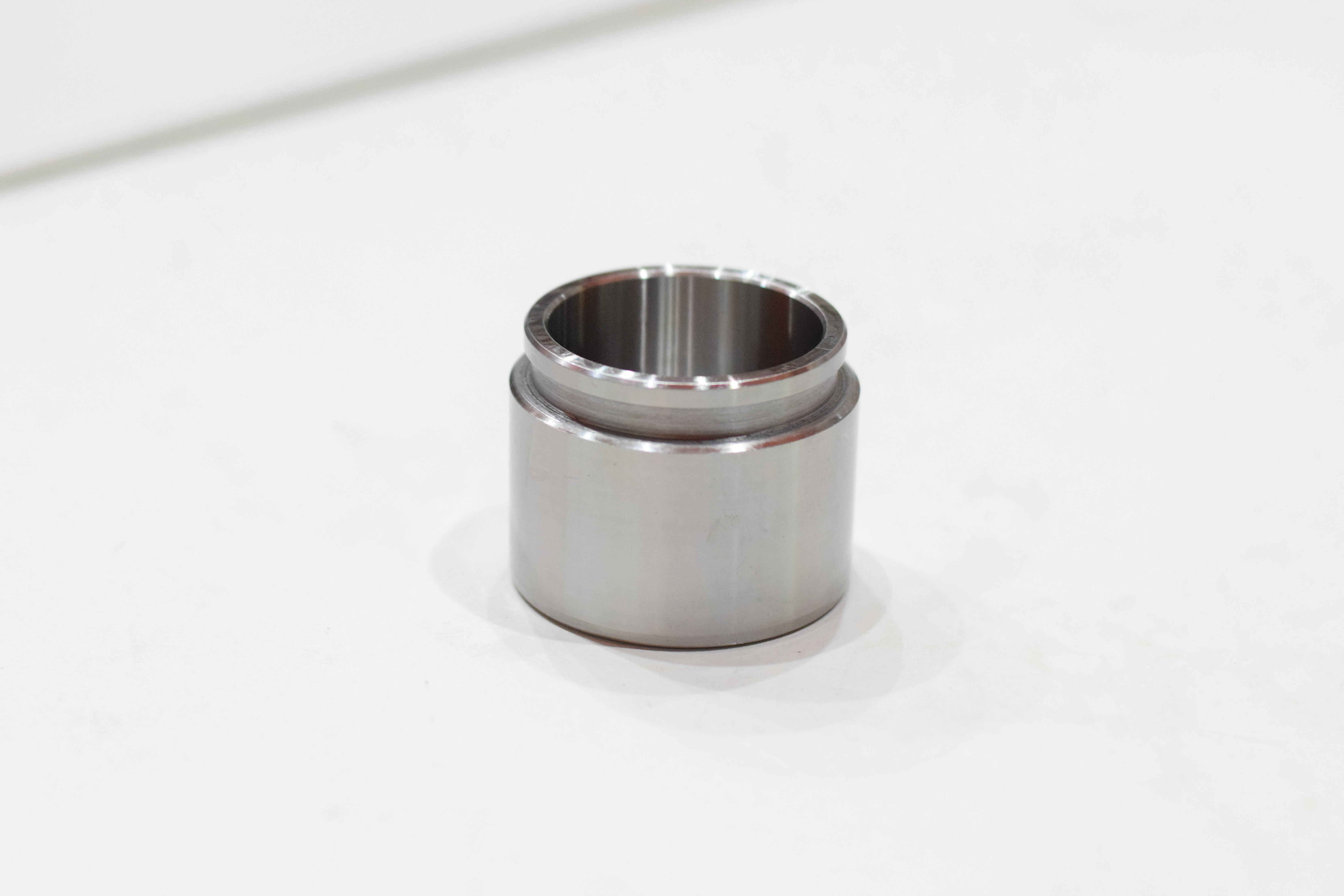 ลูกสูบดิสเบรค NISSAN E25, ZDI 3.0 / ฟรอนเทียร์ 3000 / นิสสัน / 3PD-4970 / 4121 - VW001 / ขนาด วงนอก 47.5 สูง 51.00 (จำนวน 1 ชิ้น) (CALIPER PISTON)