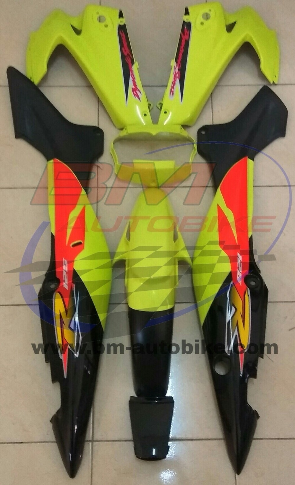 ชุดสี Ls NEW ครึ่งคันมีบังโคลน สีเหลือง196/ดำ 3 กก.