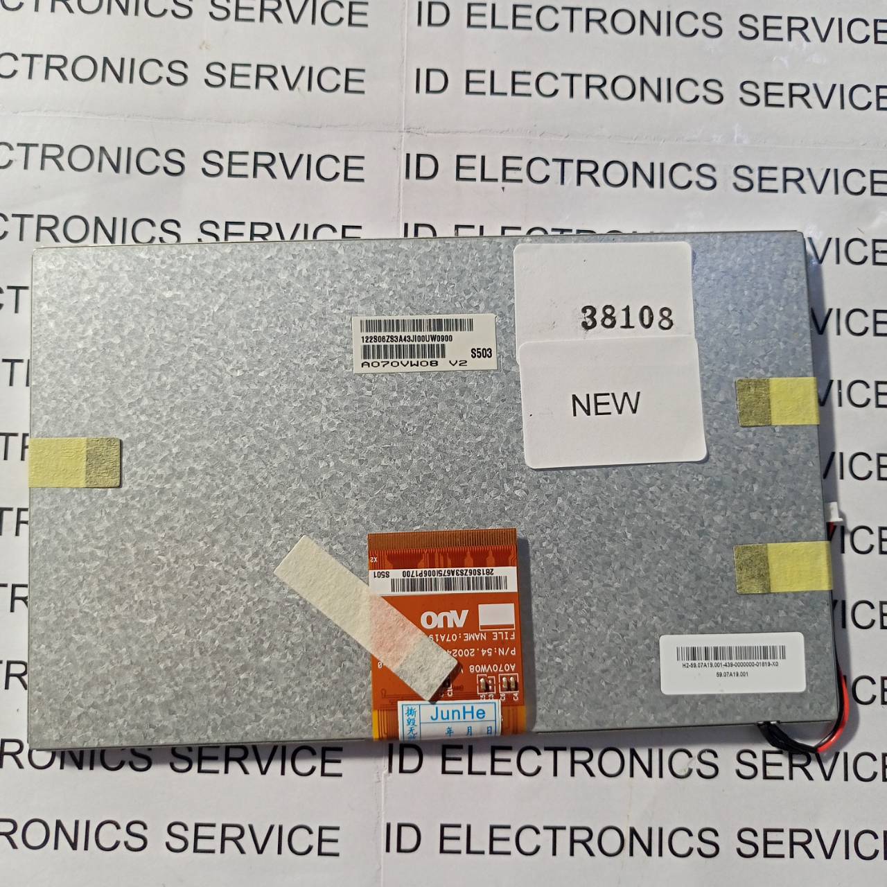 LCD PANEL " AUO " MODEL : A070VW08 V.2