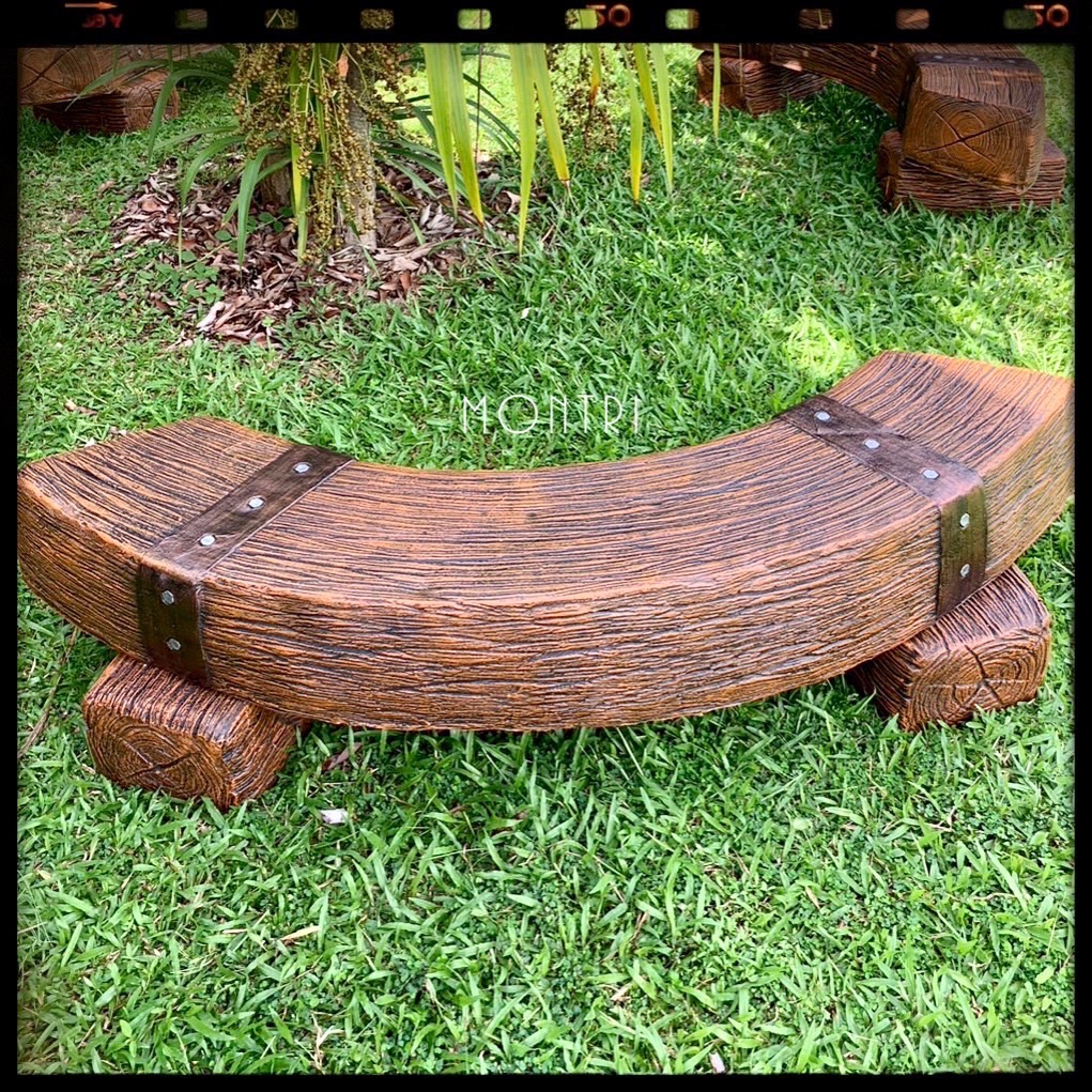 เก้าอี้สนามล้อมรอบกองไฟ เก้าอี้ไม้หมอนโค้ง อิฐประสานรอบกองไฟ มาพร้อมกับ โปรโมชั่นสุดพิเศษ ต้อนรับลมหนาว