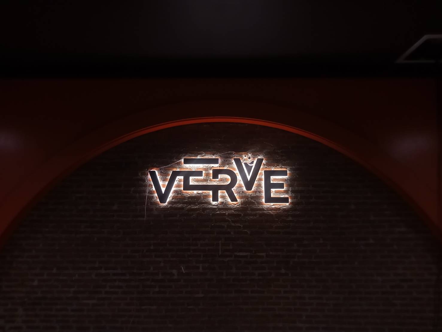 #ป้ายอักษรไฟออกหลัง #ป้ายอักษรซิงค์ทำสีไฟออกหลัง