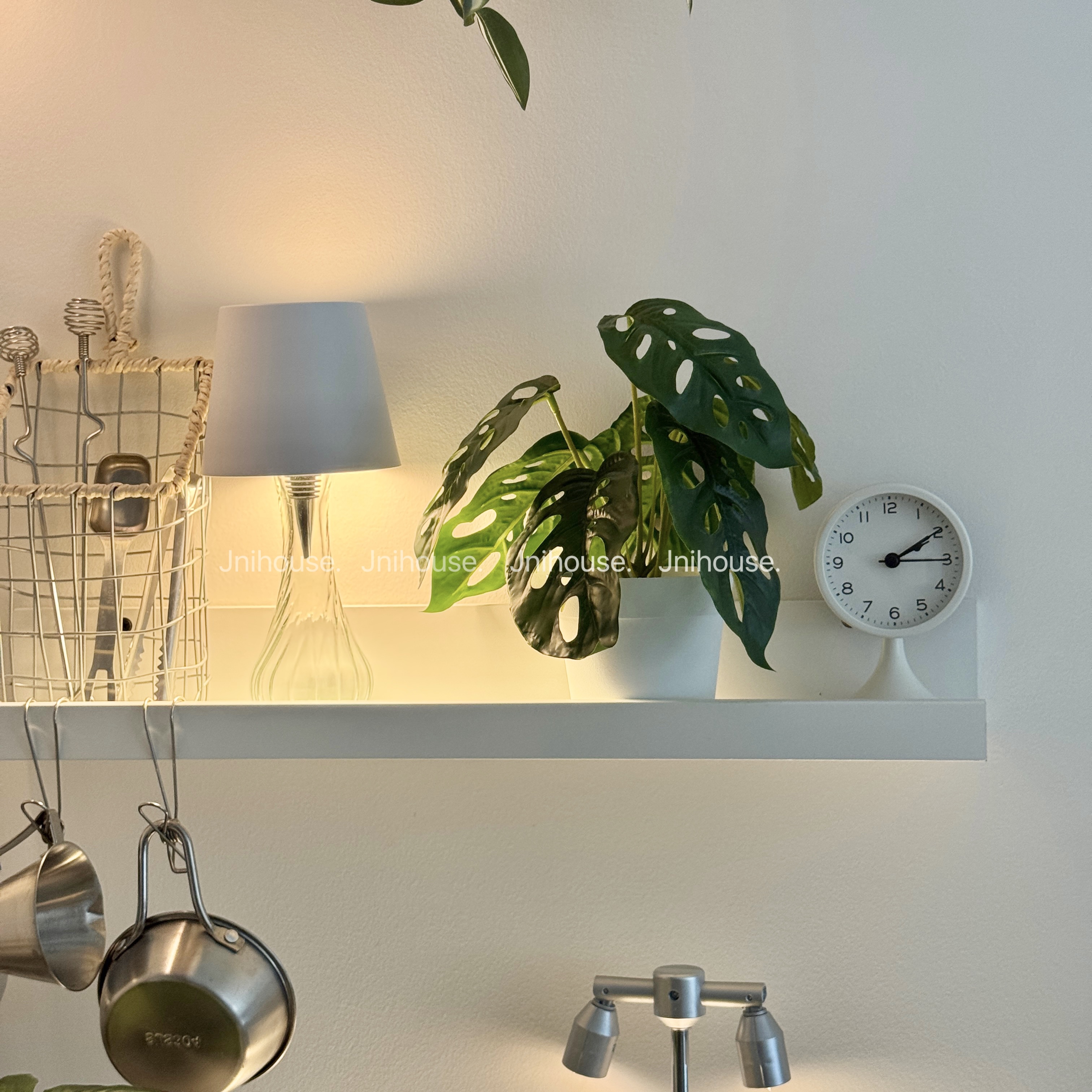 [พร้อมส่ง] Jnihouse : ต้นไม้ประดิษฐ์เล็กกระถางขาว (Tree)