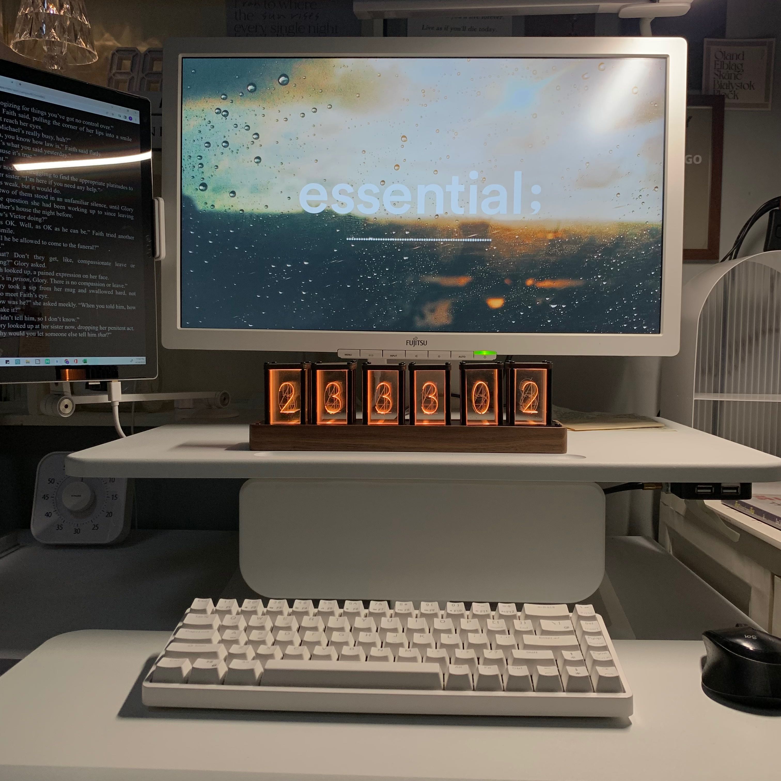 [พร้อมส่ง] Jnihouse : Nixie Tube RGB LED Clock