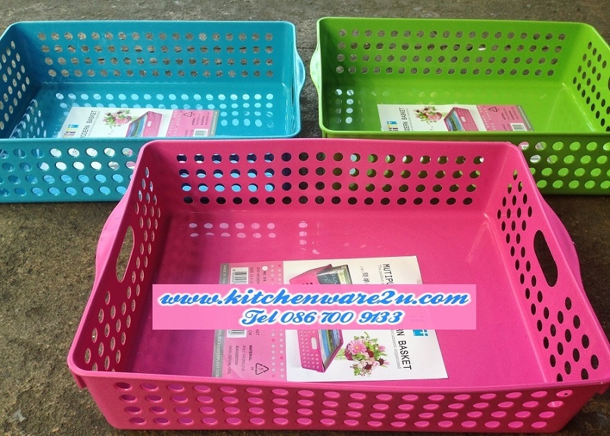 P07807 ตะแกรง A4 พื้นทืบ สีหวาน มีที่จับ (23*34*8 cm) No.319 ราคาส่งต่อ 1 โหล: 12 ใบ