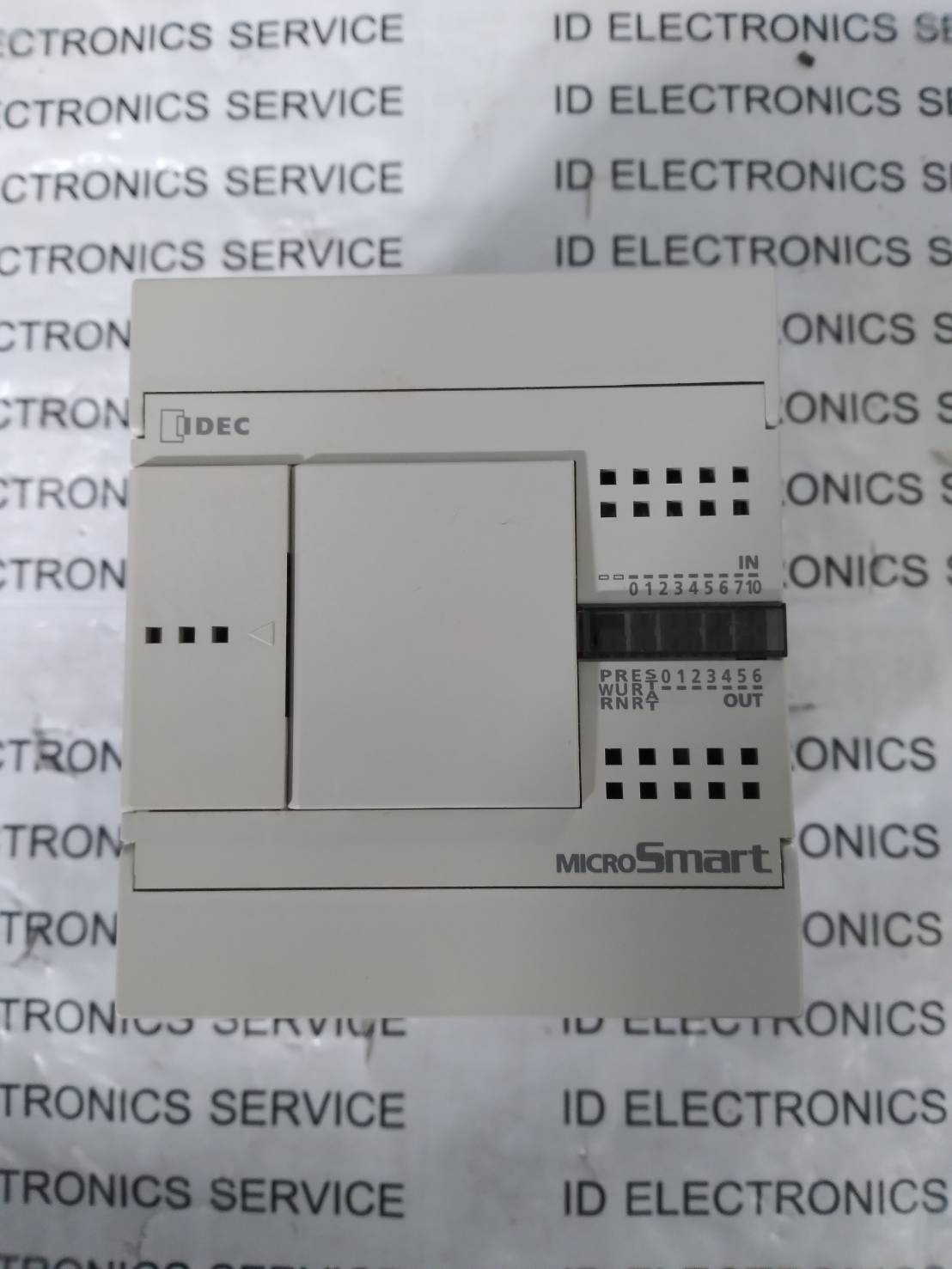 PLC " IDEC " MODEL : FC4A-C16R2C