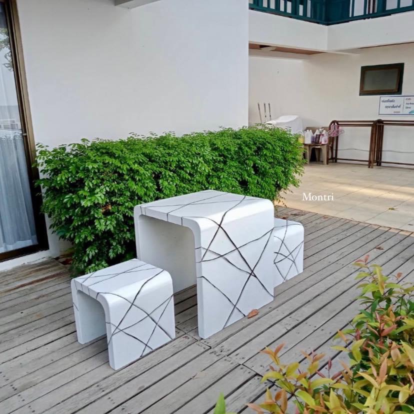 ชุดโต๊ะสนาม ชุดโต๊ะสุดโมเดิร์น เหมาะสำหรับวางในพื้นที่จำกัดได้ เพิ่มความสวยงาม วางมุมไหนๆก็ลงตัวไปหมด