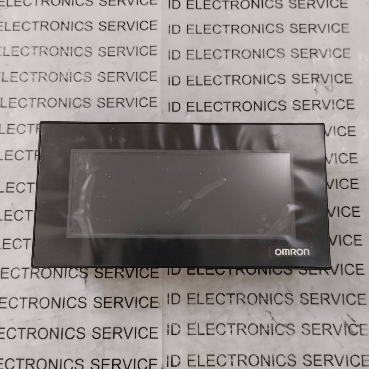 LCD TOUCH SCREEN " OMRON " MODEL : NV4W-MR21