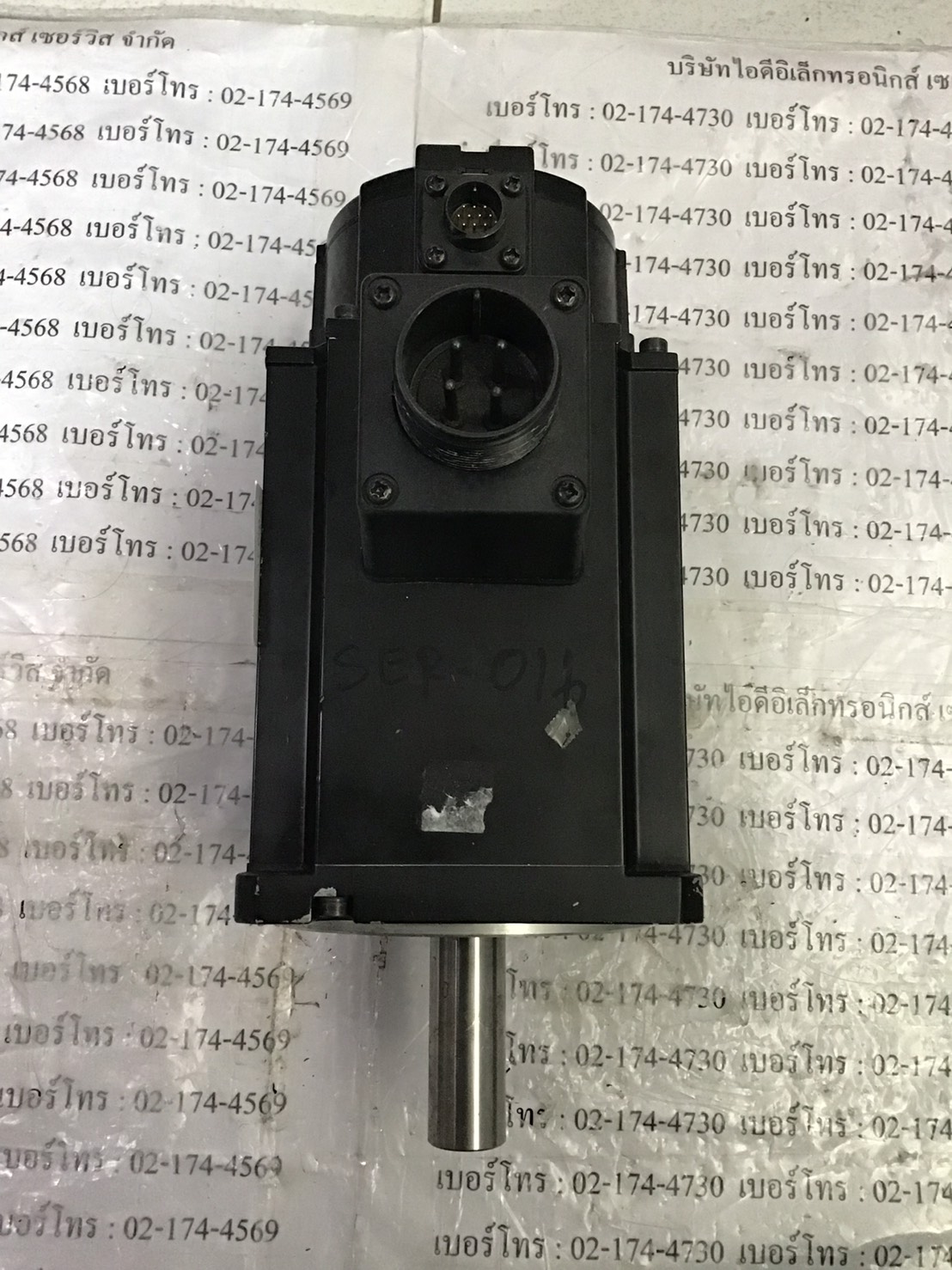 R88M-K2K030C MOTOR "OMRON"