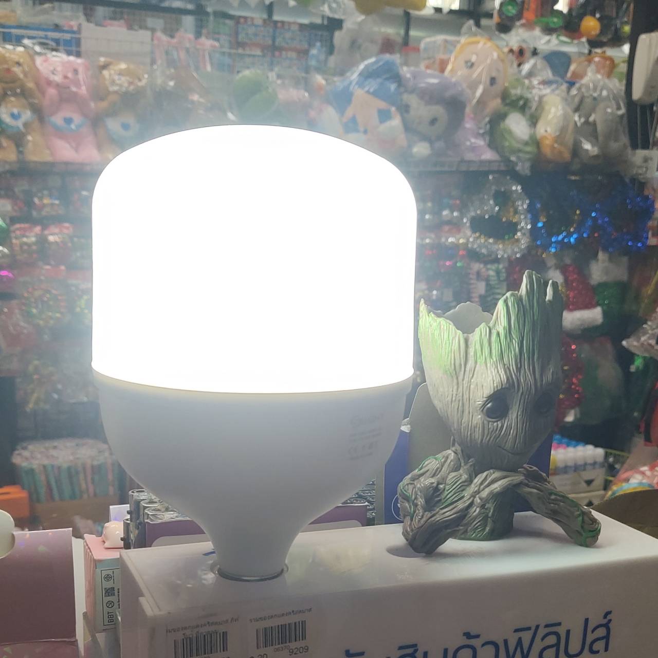 S LIGHT เอสไลท์ หลอดไฟ แอลอีดี ทรง T140 60 วัตต์ ต่อกับไฟฟ้า 220 โวลท์ และ ขั้วรับหลอด แบบเกลียว E27