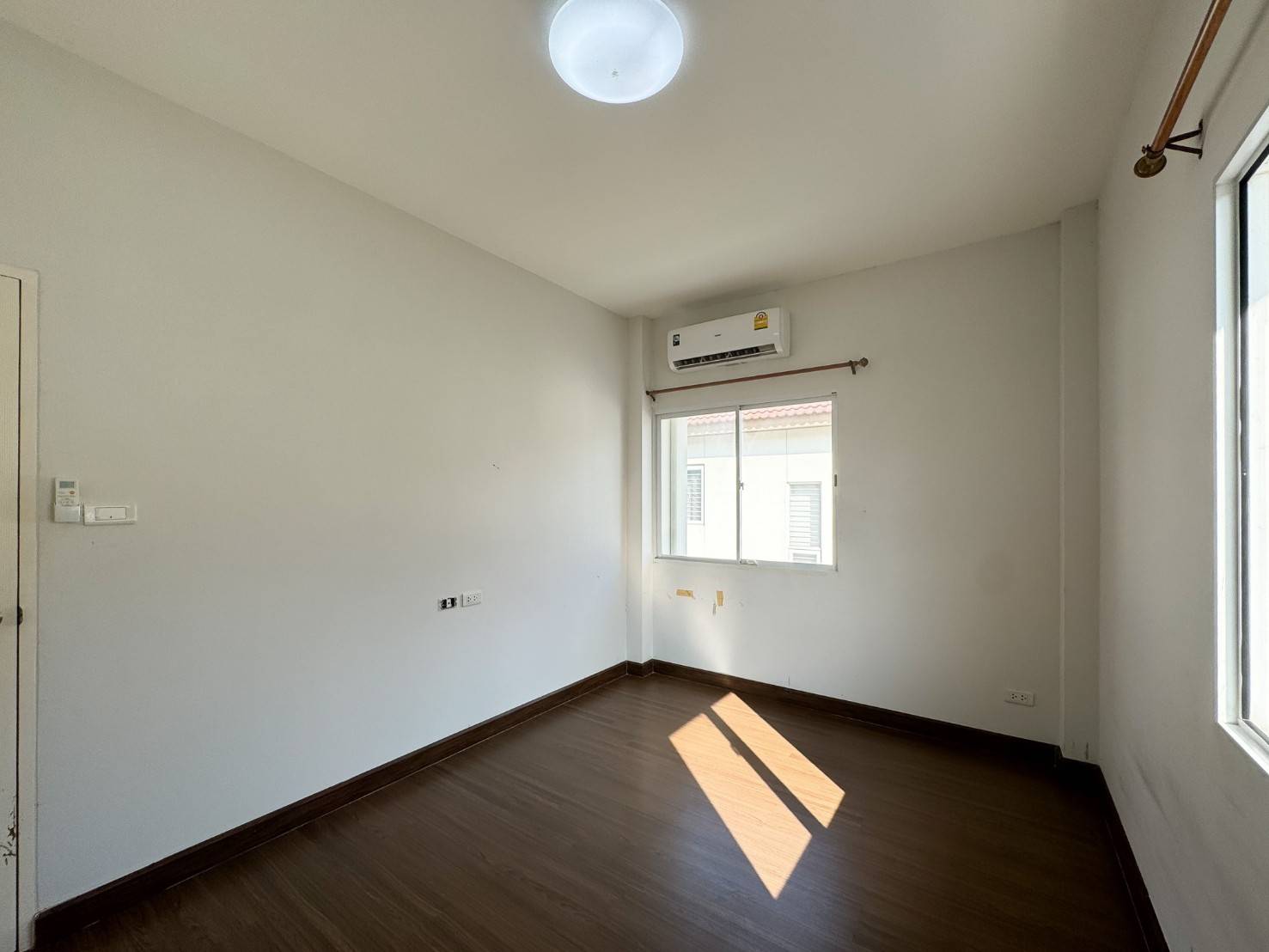 ขายบ้านเดี่ยว2ชั้นหมู่บ้านพาร์คเวย์แอทอีซรามคำแหง 190/1 (N.1525)