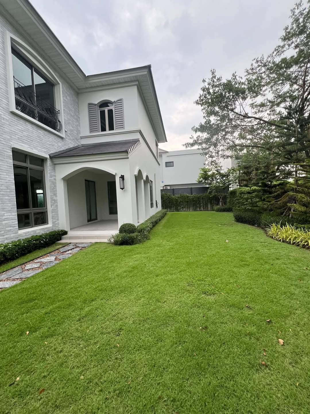 ขายบ้านเดี่ยว 2 ชั้น หมู่บ้าน เพอร์เฟคมาสเตอร์พีซ พระราม 9 กรุงเทพกรีฑา ขายพร้อมผู้เช่า (N.1552)