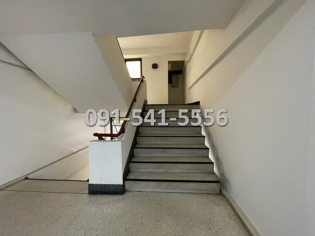 ขาย อพาร์ทเมนท์ 5 ชั้น ซอยงามวงศ์วาน31 พื้นที่ทั้งหมด 156 ตรว เฟอร์นิเจอร์ในห้องครบ ห้องพัก 71 ห้อง ออฟฟิศ 1 ห้อง