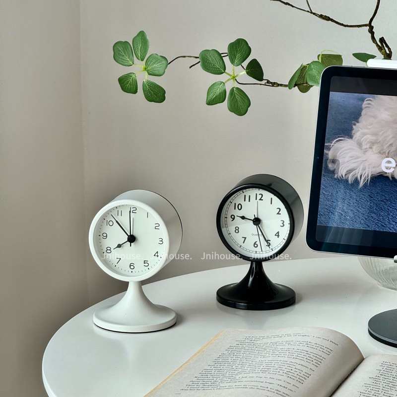 [พร้อมส่ง] Jnihouse : นาฬิกาตั้งโต๊ะ (Table Clock)