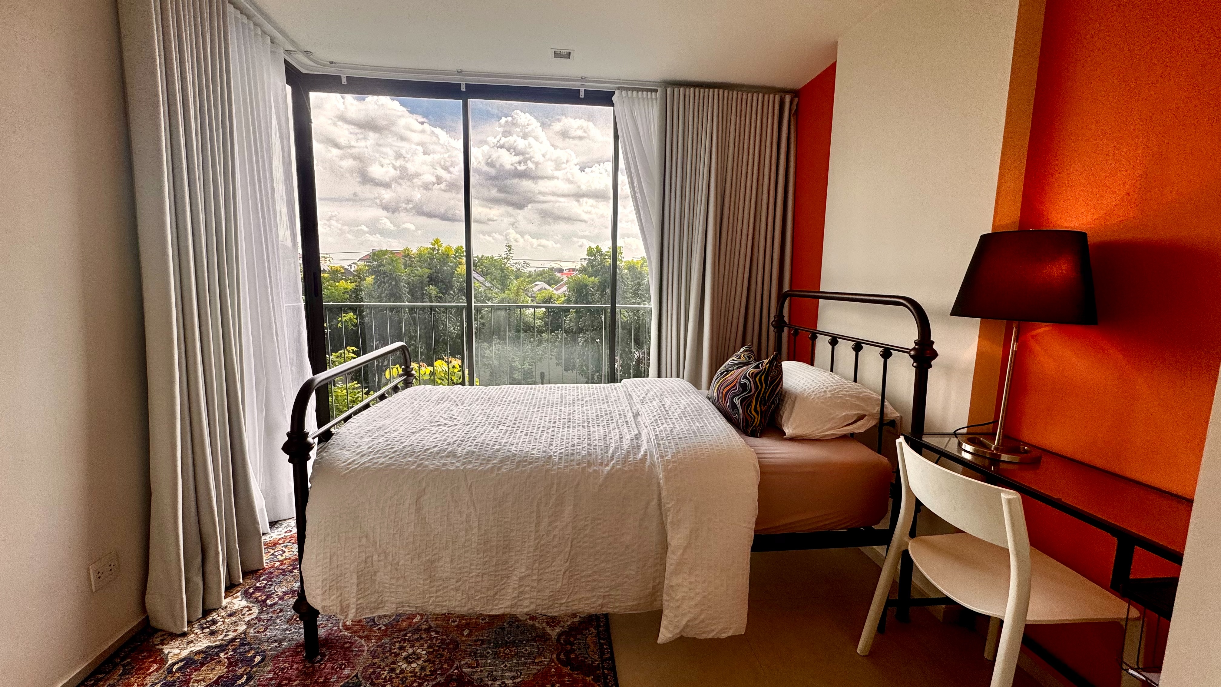 ขายคอนโด Chambers Chaan ลาดพร้าว วังหิน ขนาดห้อง 41 ตร.ม. ไม่เคยอยู่ ไม่เคยปล่อยเช่า ใหม่มาก สวยมาก! อาคาร B1 ชั้น 3 BUILT IN FURNITURE