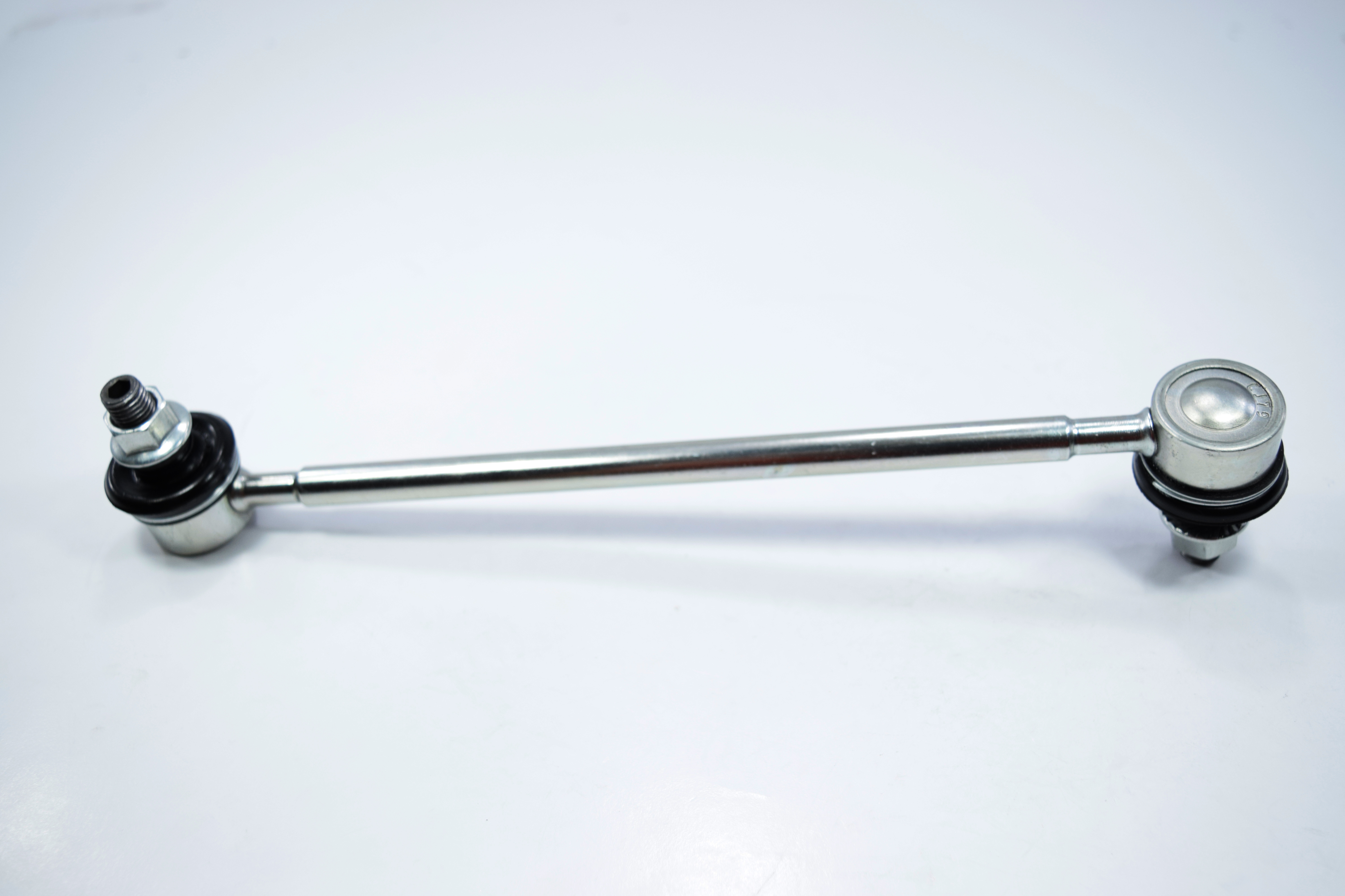 ลูกหมากกันโคลงหลัง TOYOTA CAMRY ACV30 40 / CAMRY USA โตโยต้า คัมรี่ / ขนาด ยาว A 236 mm. / เกลียวเสื้อ B 10 mm. / ตัวเลขบอกทิศ C 12' / 3L-3755 / ยี่ห้อ 333 (1คู่ 2 ตัว) (STABILIZER LINK REAR) (ซ้าย / ขวา)
