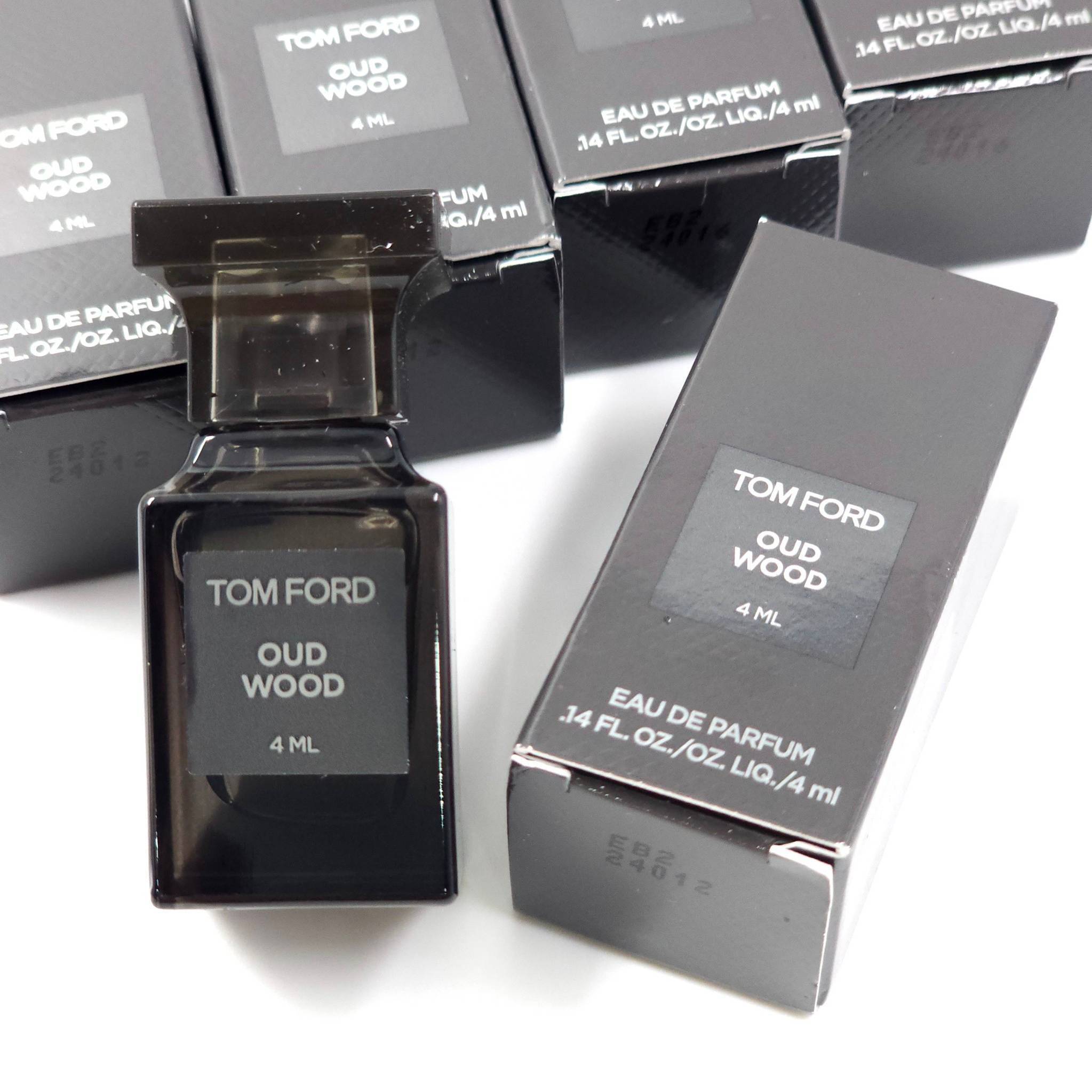 Tom Ford Oud Wood Eau de parfum 4 ml น้ำหอมกลิ่น Signature Scent ของ Tom Ford