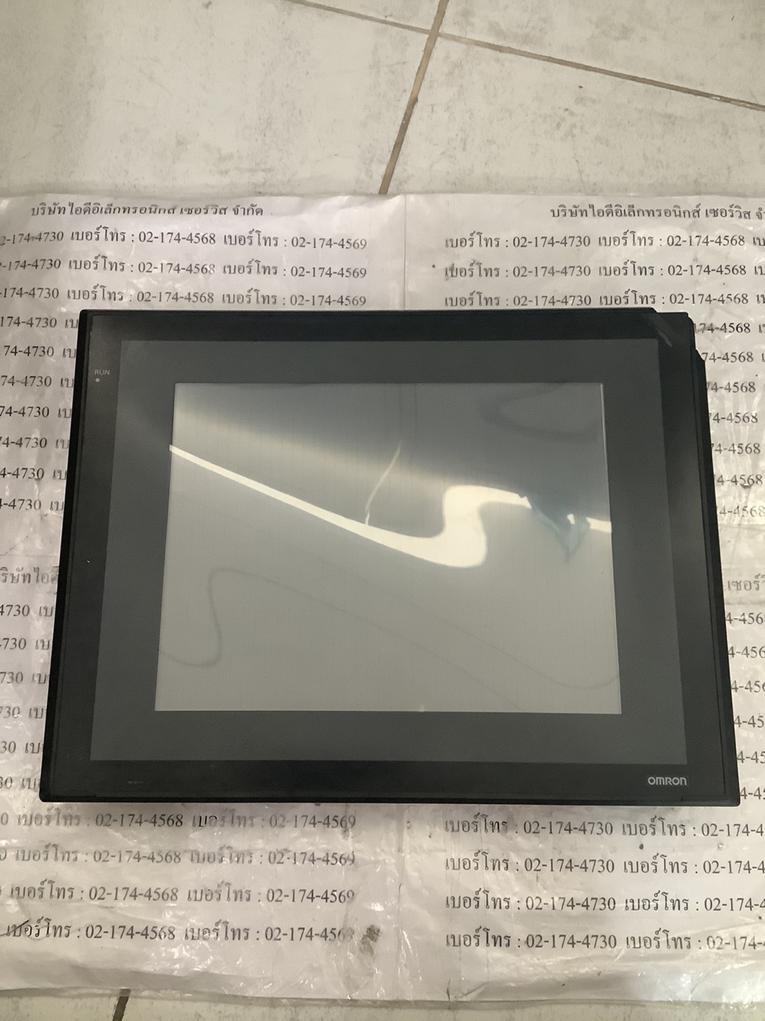 LCD TOUCH SCREEN " OMRON " MODEL : NS10-TV00B-ECV2