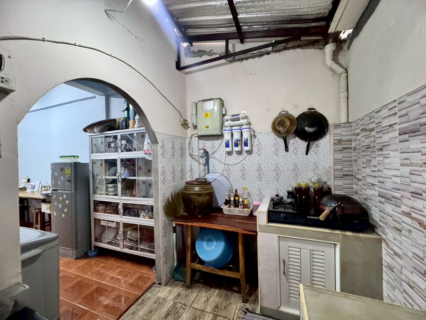 ขายทาวเฮ้าส์ บ้านเฟื่องฟ้า 9 เฟส 2 ซอยมังกร เทพารักษ์ บ้านสวยราคาดี (N.1908)