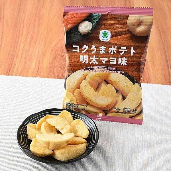 มันฝรั่งใส่กับไข่ปลาเมนไทโกะ Family Mart Mentaiko Potato Wedge Snack Spicy Cod Roe & Mayonaise Flavor 42g