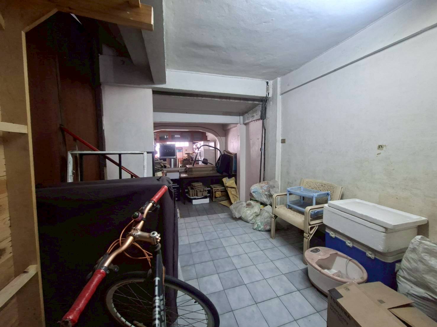 ให้เช่าอาคารพาณิชย์ 2 คูหา ติดถนนเฉลิมพระเกียรติ ใกล้ซีคอนสแควร์ ศรีนครินทร์ (N.1858)